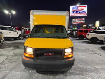 2017 GMC Savana Commercial Cutaway 3500 Van 177"