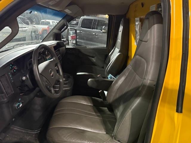 2017 GMC Savana Commercial Cutaway 3500 Van 177"