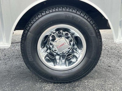 2025 GMC Sierra 3500 HD CC 4WD Crew Cab 177" WB, 60" CA SLE
