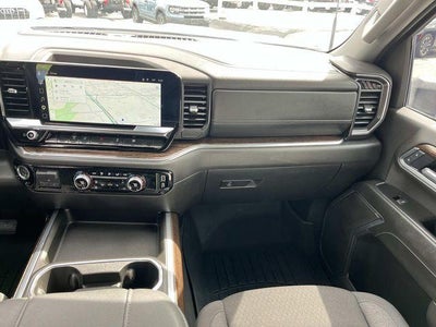2025 GMC Sierra 3500 HD CC 4WD Crew Cab 177" WB, 60" CA SLE