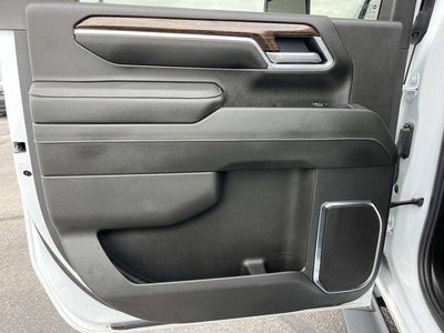 2025 GMC Sierra 3500 HD CC 4WD Crew Cab 177" WB, 60" CA SLE
