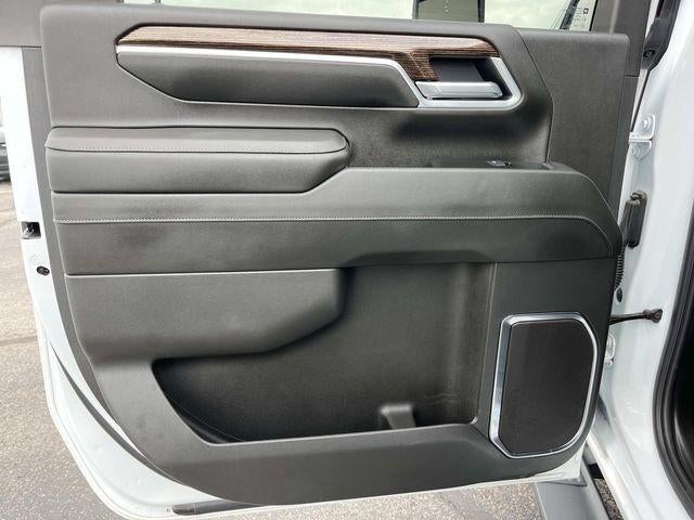 2025 GMC Sierra 3500 HD CC 4WD Crew Cab 177" WB, 60" CA SLE