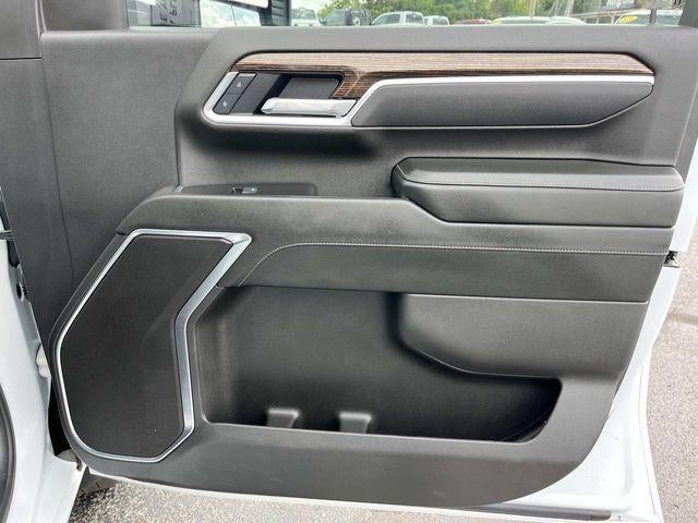 2025 GMC Sierra 3500 HD CC 4WD Crew Cab 177" WB, 60" CA SLE