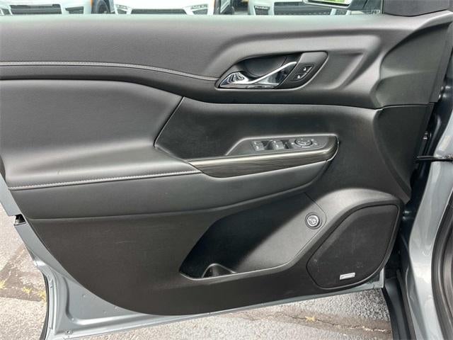 2023 GMC Acadia FWD SLT