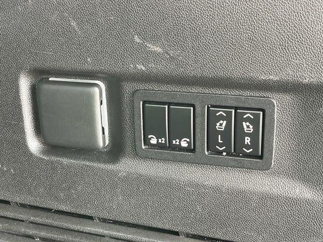 2021 GMC Yukon XL 4WD 4dr AT4