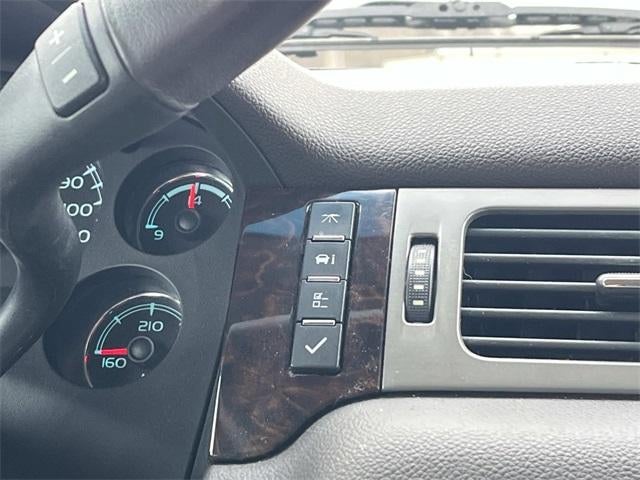 2011 GMC Yukon XL AWD 4dr 1500 Denali