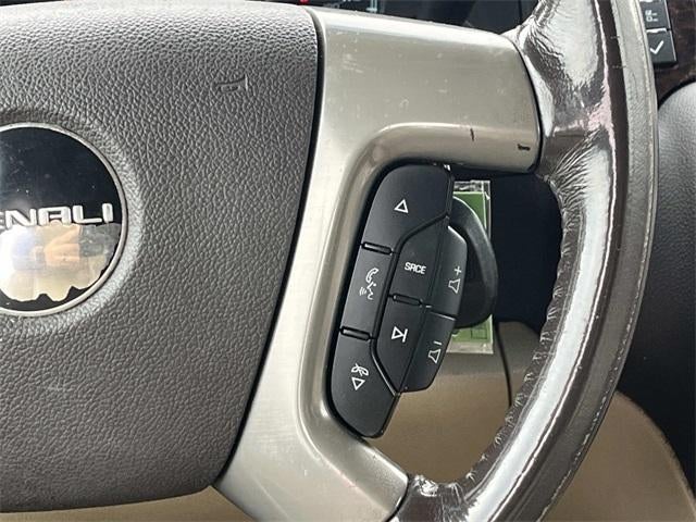 2011 GMC Yukon XL AWD 4dr 1500 Denali