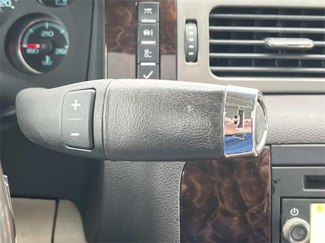 2011 GMC Yukon XL AWD 4dr 1500 Denali