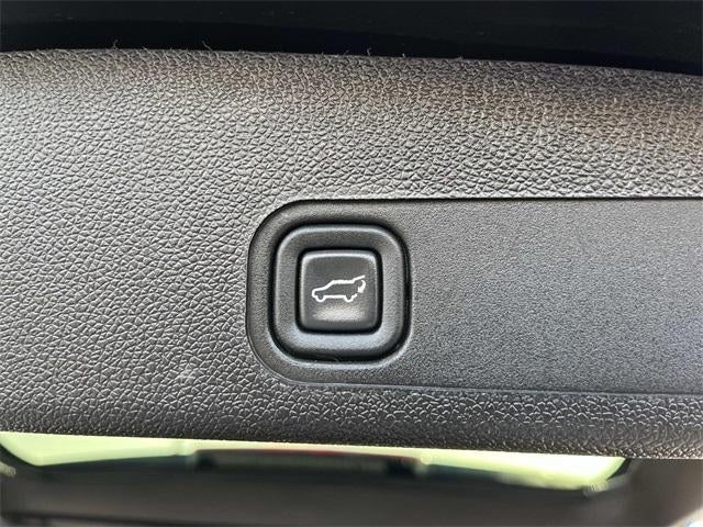 2012 Chevrolet Tahoe 4WD 1500 LTZ