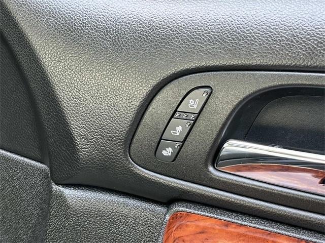 2012 Chevrolet Tahoe 4WD 1500 LTZ