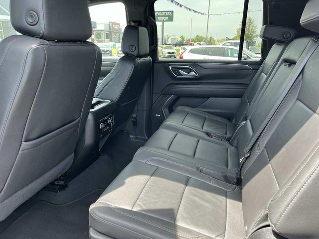 2024 Chevrolet Suburban 4WD LT