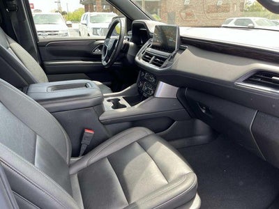 2024 Chevrolet Suburban 4WD LT