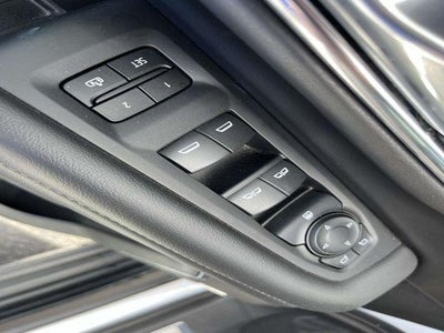 2024 Chevrolet Suburban 4WD LT