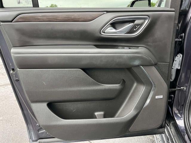2024 Chevrolet Suburban 4WD LT