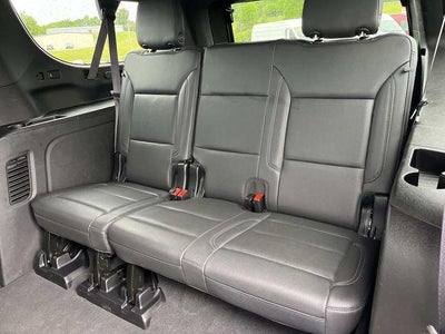 2024 Chevrolet Suburban 4WD LT