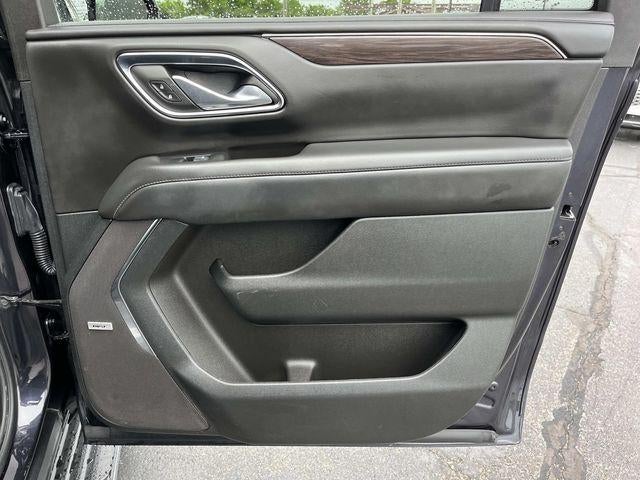 2024 Chevrolet Suburban 4WD LT