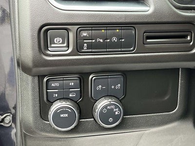 2024 Chevrolet Suburban 4WD LT