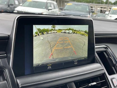 2024 Chevrolet Suburban 4WD LT