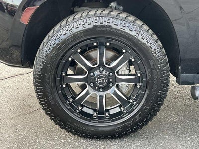 2022 Chevrolet Suburban 4WD Z71