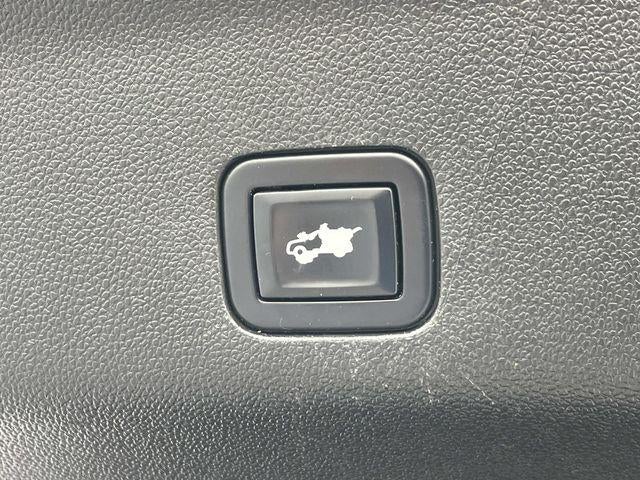 2022 Chevrolet Suburban 4WD Z71