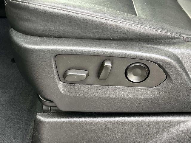 2022 Chevrolet Suburban 4WD Z71