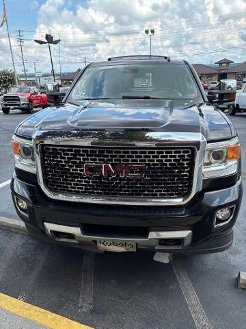 2015 GMC Sierra 2500 HD Crew Cab Standard Box 4-Wheel Drive Denali