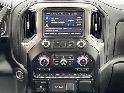 2022 GMC Sierra 2500 HD Crew Cab Standard Box 4-Wheel Drive Denali