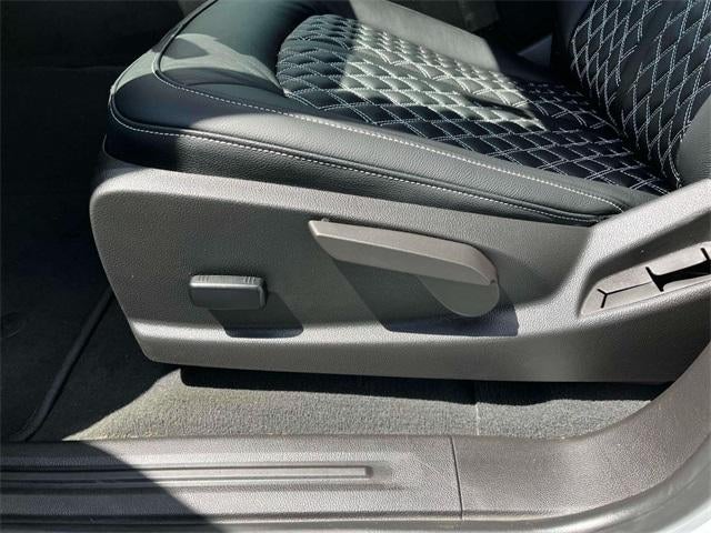 2022 GMC Canyon Crew Cab Short Box 4-Wheel Drive Elevation