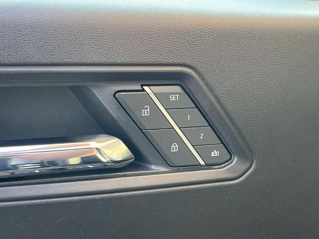 2025 GMC Canyon Crew Cab Short Box 4-Wheel Drive Denali