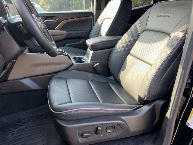 2025 GMC Canyon Crew Cab Short Box 4-Wheel Drive Denali