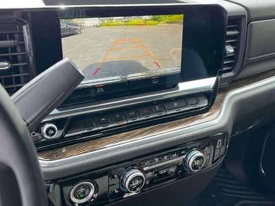 2024 GMC Sierra 1500 Crew Cab Short Box 4-Wheel Drive SLE