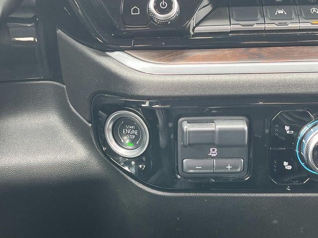 2025 GMC Sierra 1500 Crew Cab Short Box 4-Wheel Drive SLT