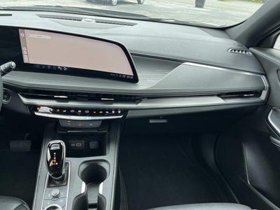 2024 Cadillac XT4 AWD 4dr Premium Luxury