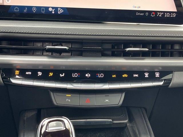 2024 Cadillac XT4 AWD 4dr Premium Luxury