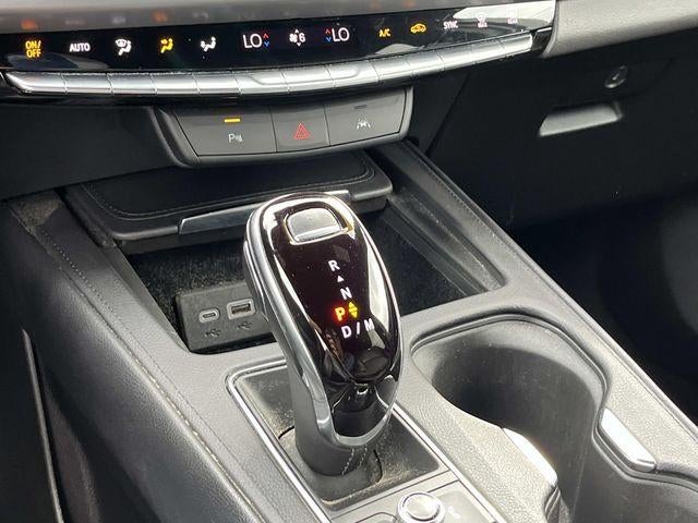 2024 Cadillac XT4 AWD 4dr Premium Luxury