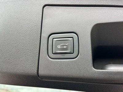 2024 Cadillac XT4 AWD 4dr Premium Luxury