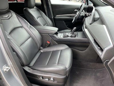 2025 Cadillac XT4 AWD 4dr Premium Luxury