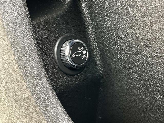 2025 Cadillac XT4 AWD 4dr Premium Luxury