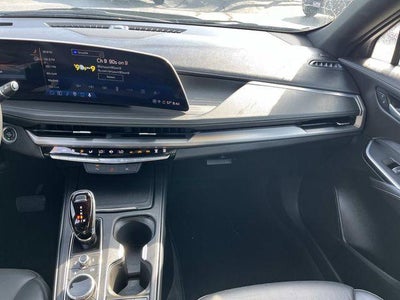 2025 Cadillac XT4 AWD 4dr Premium Luxury
