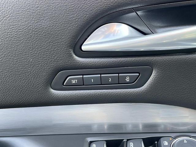 2025 Cadillac XT4 AWD 4dr Premium Luxury