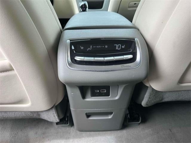 2023 Cadillac XT6 FWD 4dr Premium Luxury