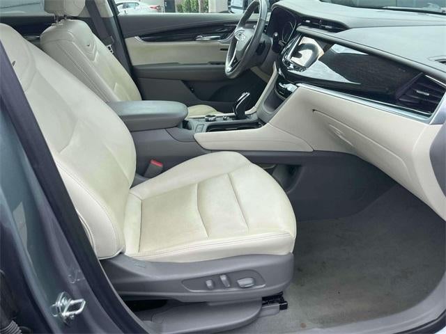 2023 Cadillac XT6 FWD 4dr Premium Luxury