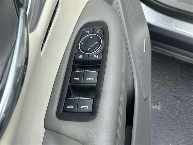 2023 Cadillac XT6 FWD 4dr Premium Luxury