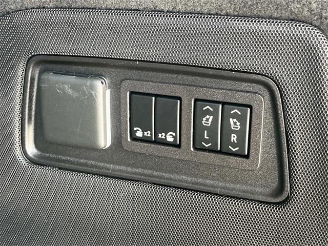 2023 Cadillac Escalade 4WD Premium Luxury