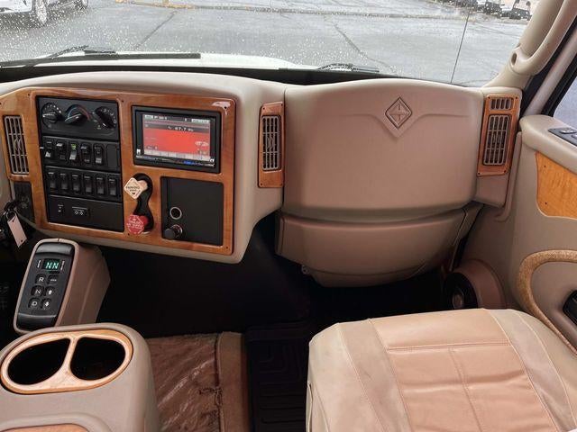 2008 International DuraStar 4400 SBA LP 4X2