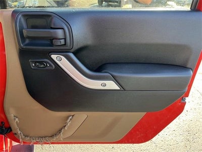 2011 Jeep Wrangler Unlimited 4WD 4dr Sahara