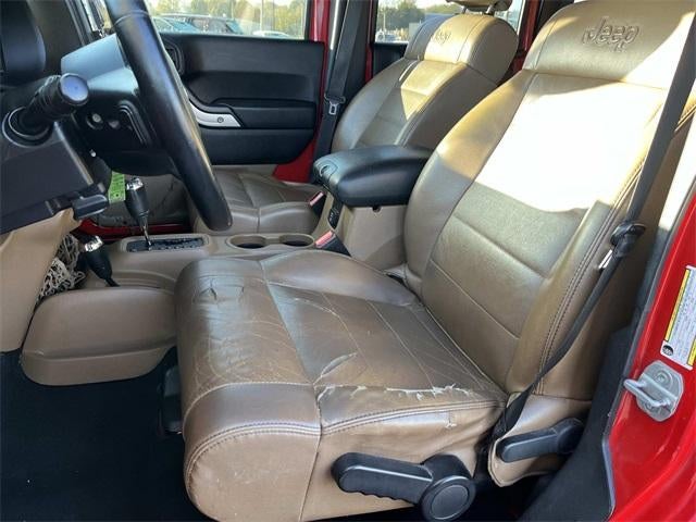 2011 Jeep Wrangler Unlimited 4WD 4dr Sahara