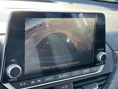 2023 Nissan Altima 2.5 SV Sedan