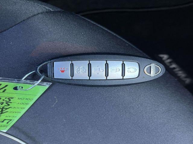 2023 Nissan Altima 2.5 SV Sedan