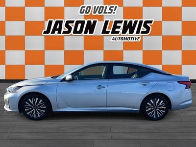 2023 Nissan Altima 2.5 SV Sedan